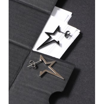 Earring Piercing 7494