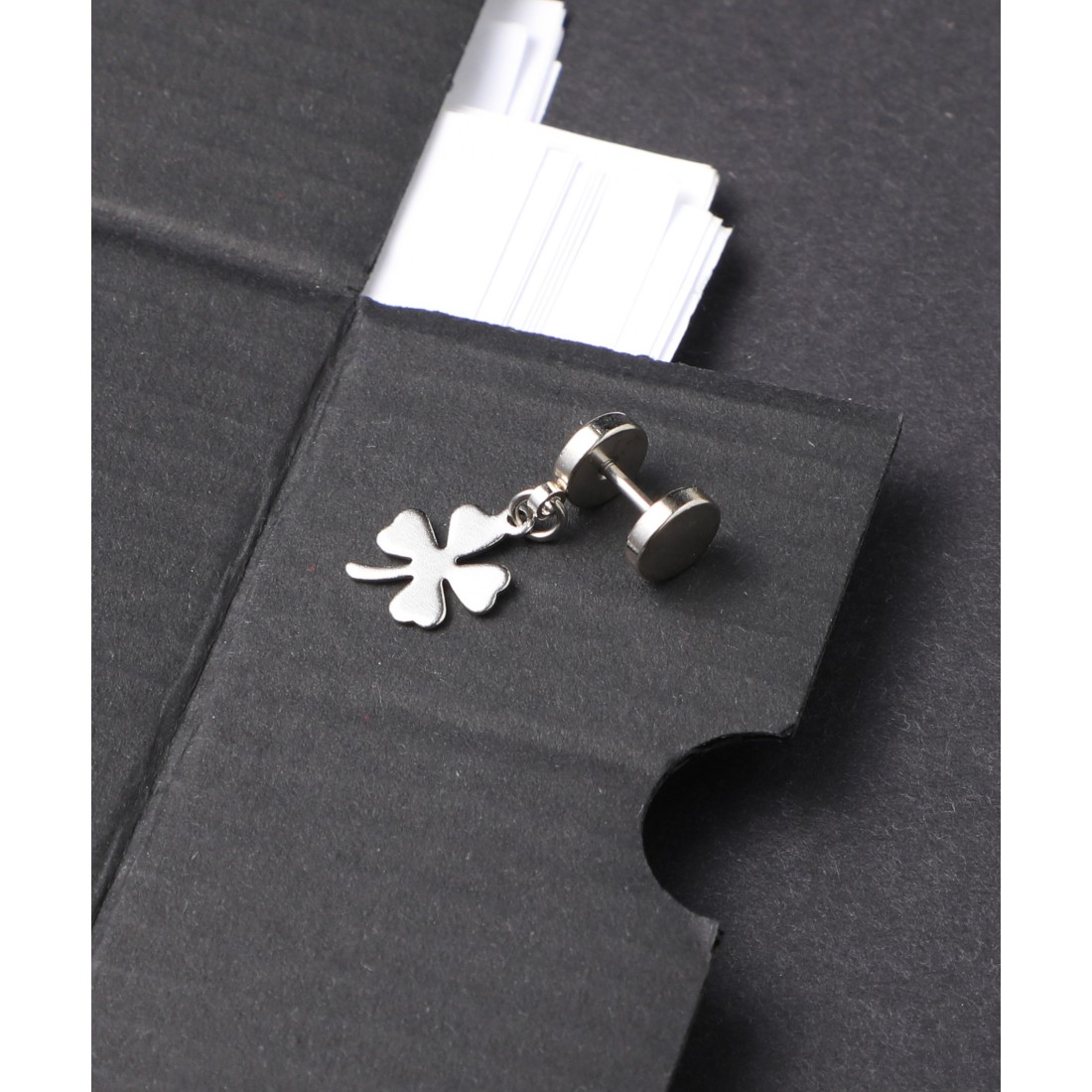 Toptan Yonca Yapraklı Taşsız Küpe Fiyatları