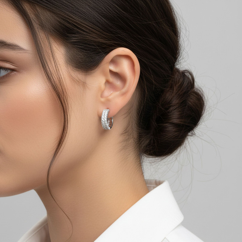 Sıra Taşlı Kalın Halka Model VIP Küpe Beyaz-Sarı